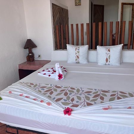 Villas El Morro Zihuatanejo Exterior foto