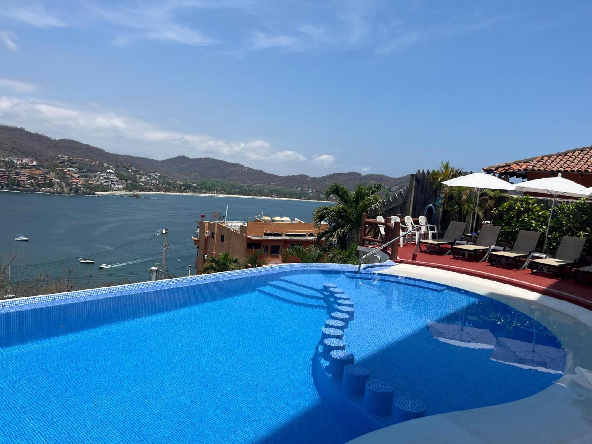 Villas El Morro Zihuatanejo Exterior foto