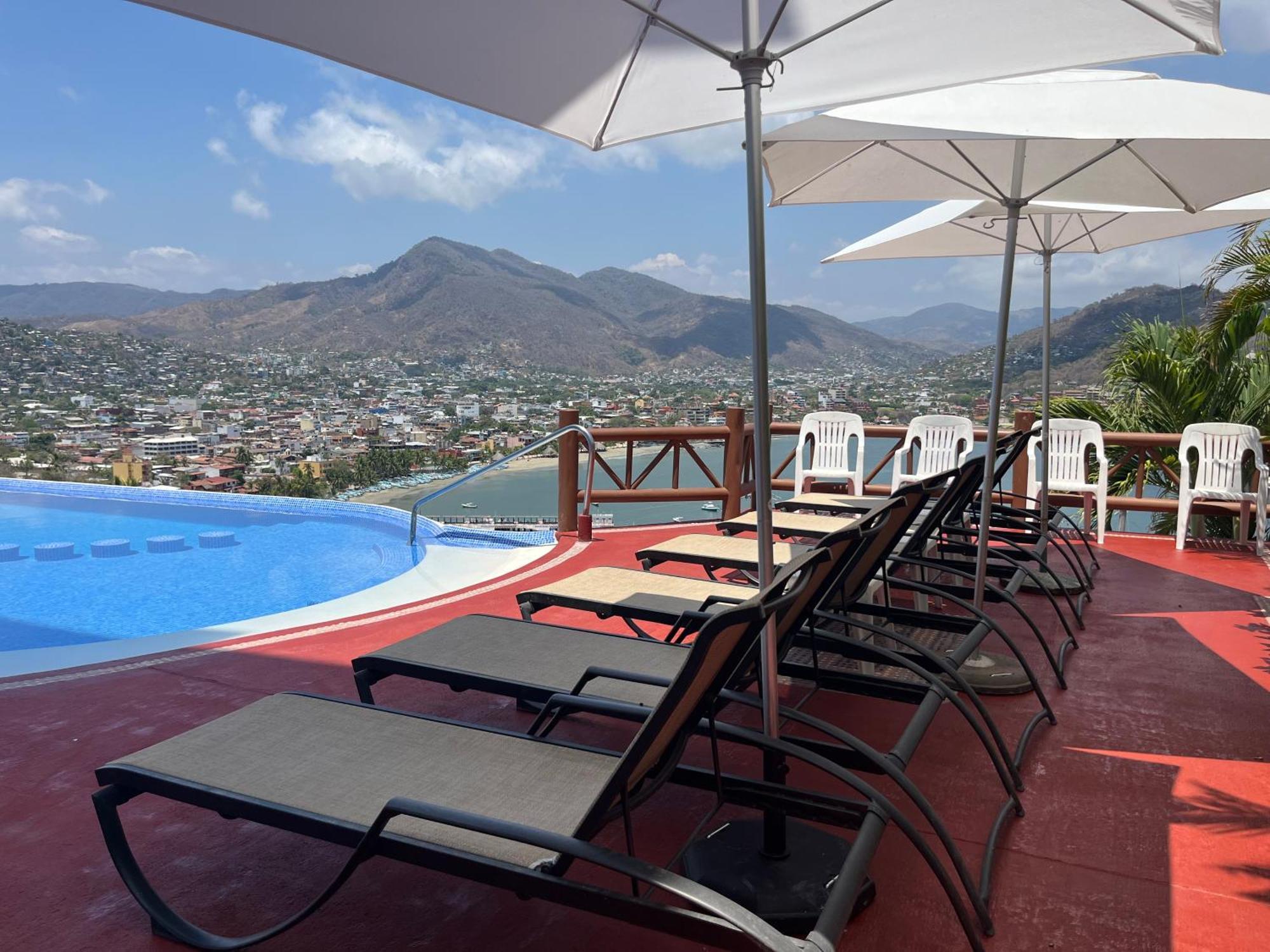 Villas El Morro Zihuatanejo Exterior foto